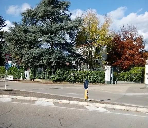 Osmanthus Bed & Breakfast 4*